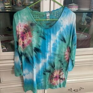 t/o Blue and White Graphic Blouse Relaxed Fit